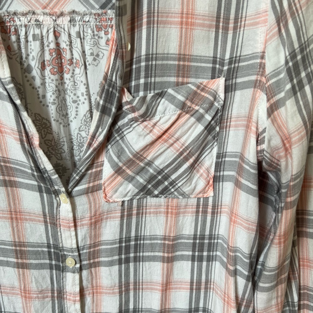 Aeropostale button down - Picture 3 of 4